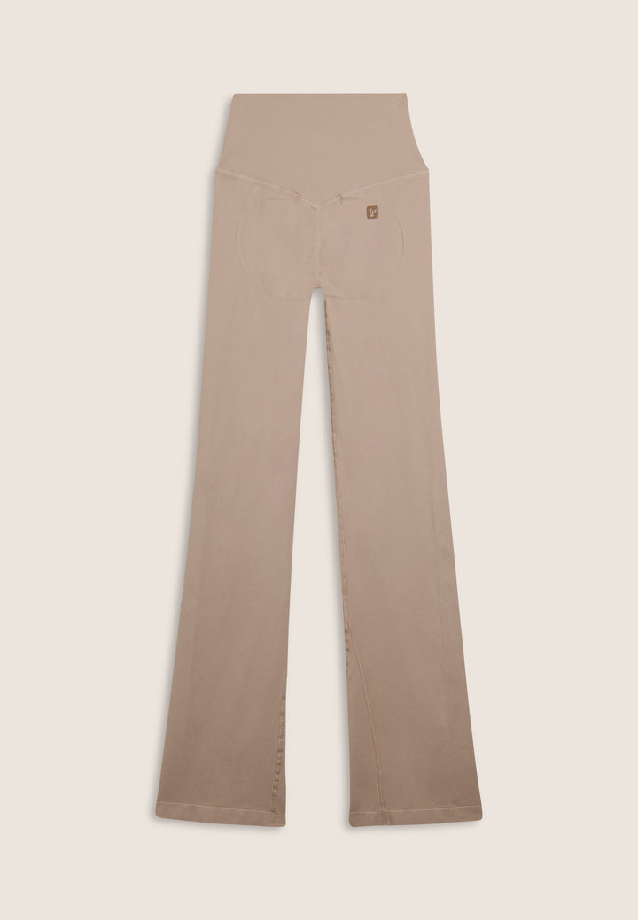 F25WSMP2-Z41 Flared Legging met Super Hoge Taille in Ribstructuur