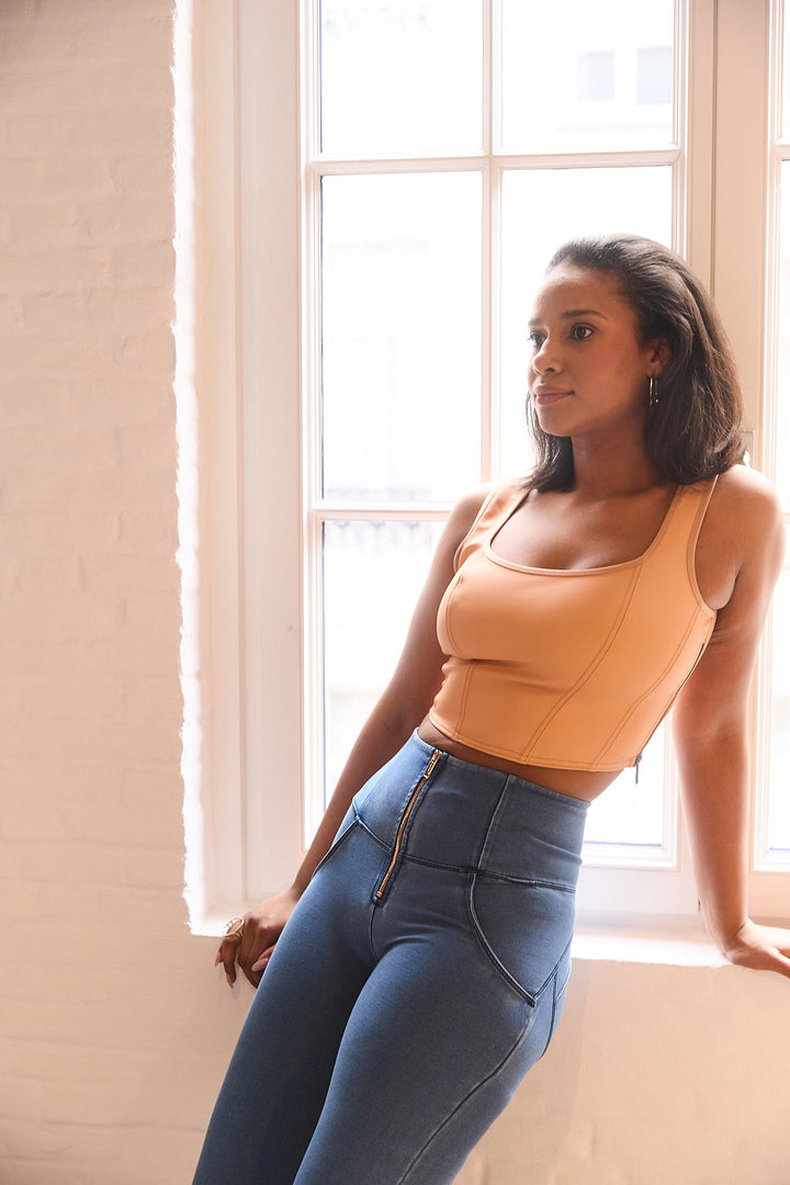 (WRUP29HF315-J4B) Blauwe WR.UP® Flared Jeans met een Hoge Taille en Ritssluiting