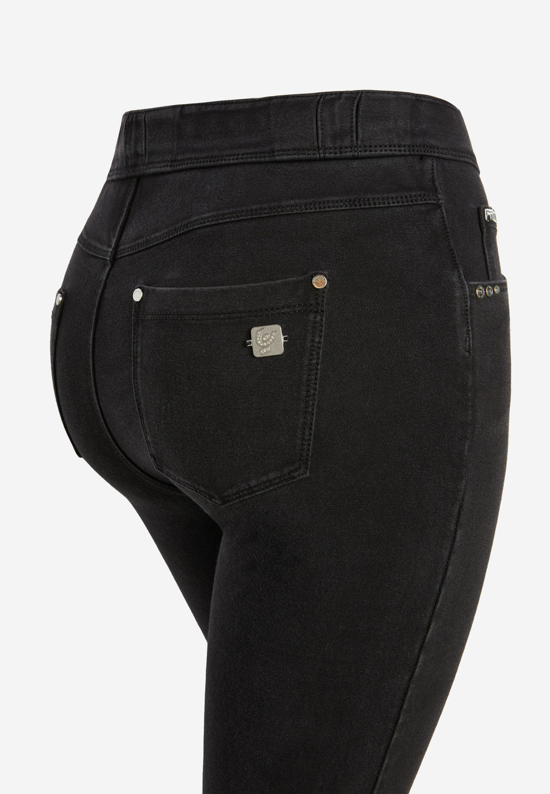 (NOW1MC002ORG-J7N) N.O.W.® Mid Waist Jeans met Knoopsluiting