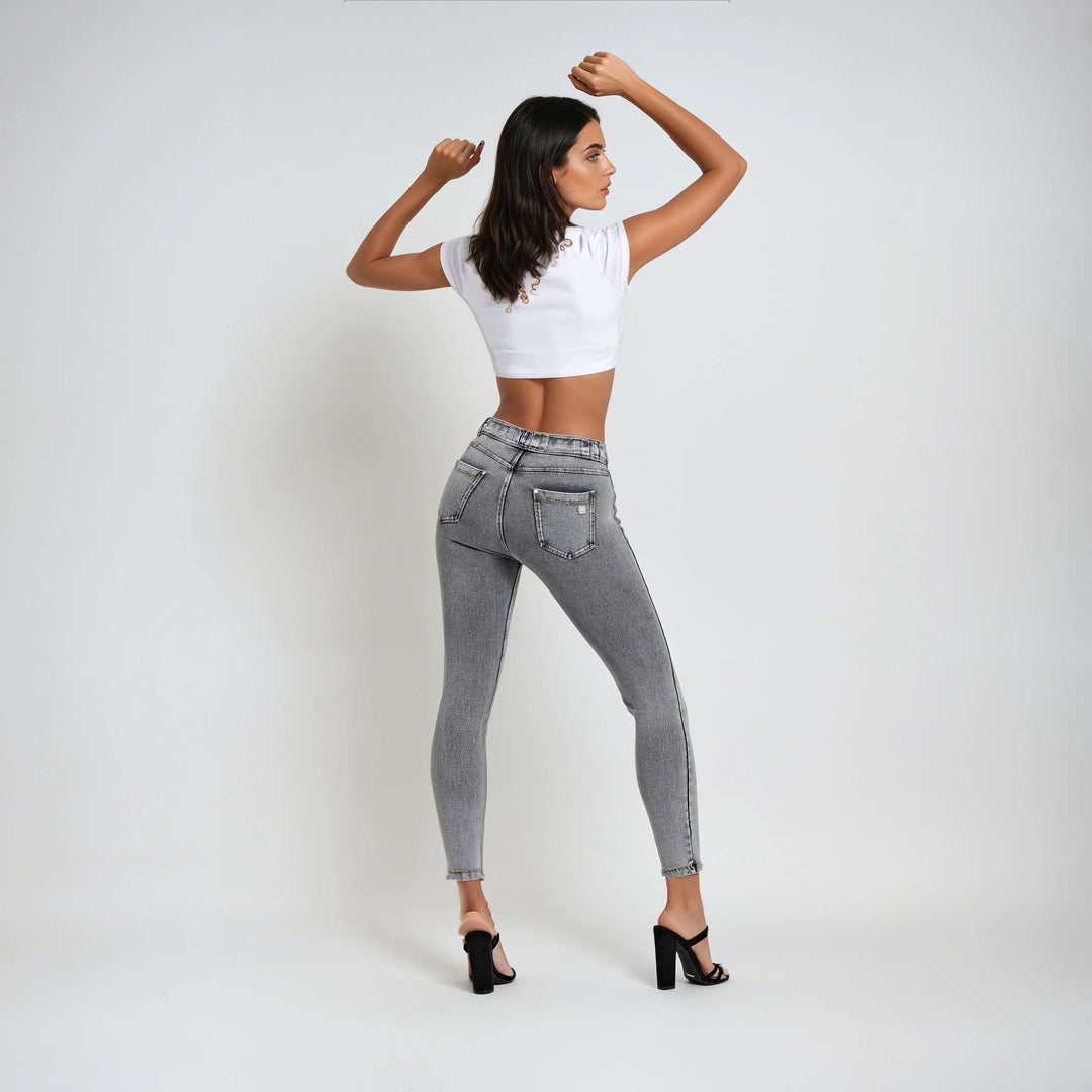 (NOW1MC002ORG-J3Y) N.O.W.® Mid Waist Jeans met Knoopsluiting