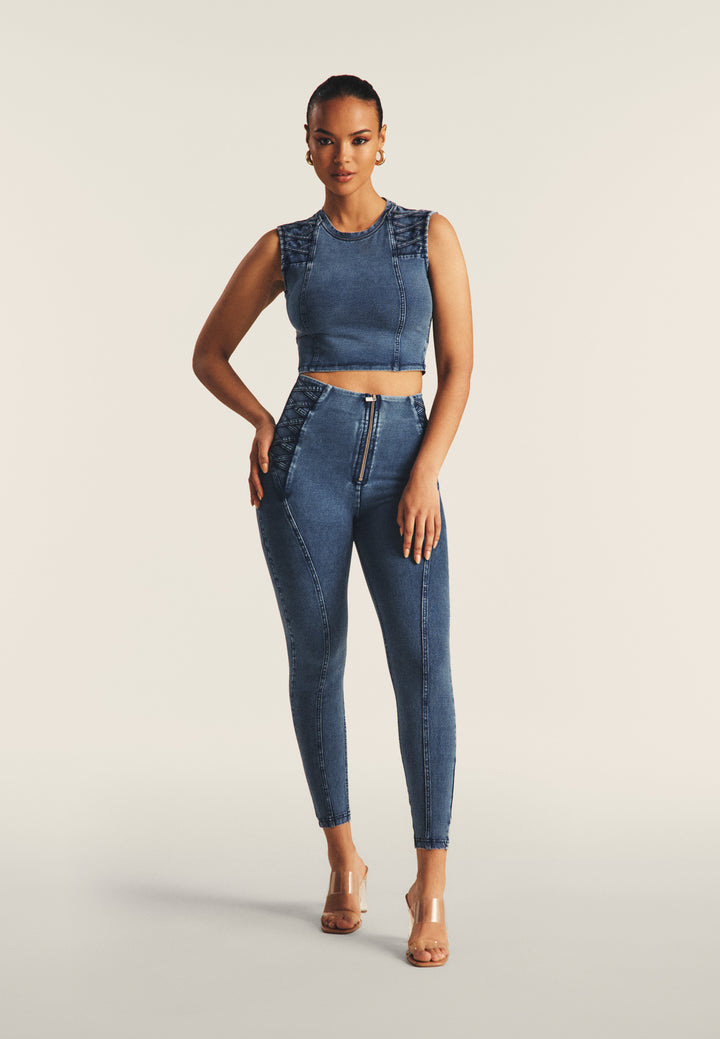 (S25WTWT16-J145B) Cropped Denim-Look Top met Stoere Schouderdetails