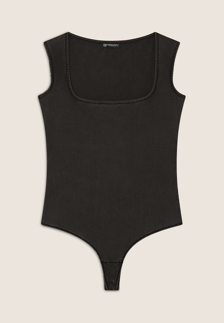 (S25WTWY3-J7N)  Soft Stretch Denim-Look Body