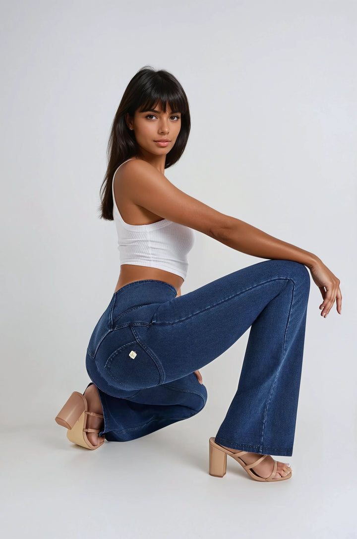 (WRUP11BHC002ORG-J0B) Blauwe WR.UP® Flared Jeans met een Hoge Taille en Knoopsluiting