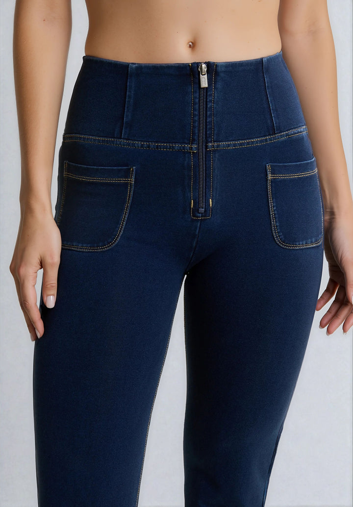 WRUP11HF250-J0Y Blauwe WR.UP® Flared Jeans met een Hoge Taille en Patch Pockets