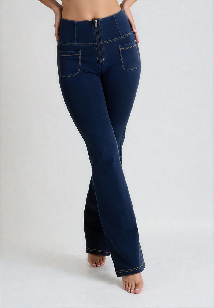 WRUP11HF250-J0Y Blauwe WR.UP® Flared Jeans met een Hoge Taille en Patch Pockets