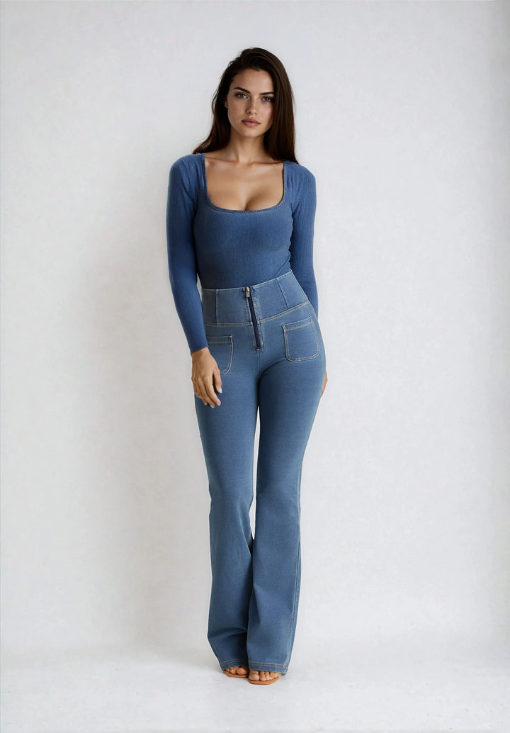 (WRUP11HF250-J4Z)  WR.UP® Flared Jeans met een Hoge Taille en Patch Pockets