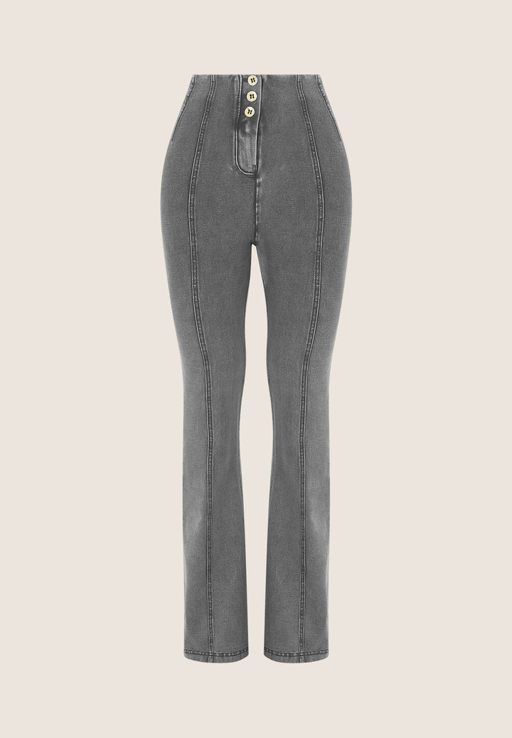 (WRUP11HS2532-J125N) WR.UP® Flared Jeans met een Hoge Taille en Knoopsluiting