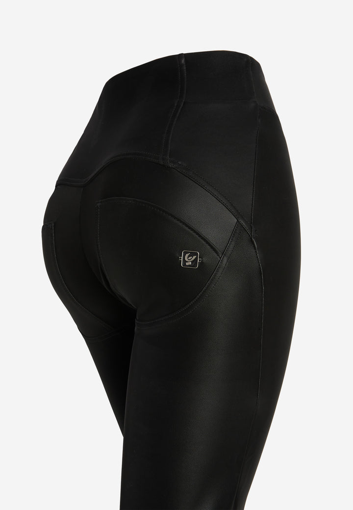 (WRUP11SHS435-N)  Flare Satin Look Leather Hoge Taille WR.UP® met Wijde Pijp en Split aan de Enkel