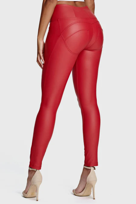 WRUP2HC006PREC-R68 Rode WR.UP®Leather Look met een Hoge Taille en Rits Sluiting