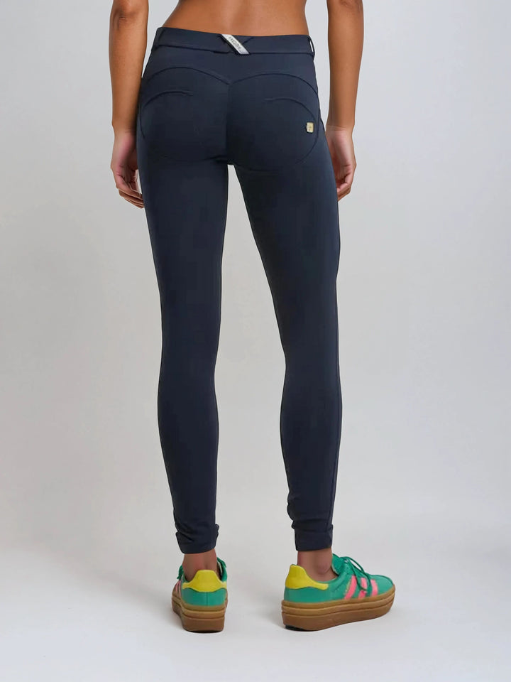 (WRUP2RC001ORG-B94) Skinny Basic WR.UP® met een Regular Waist in Zacht Katoen