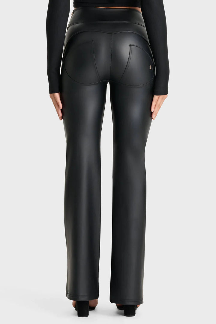 (WRUP29SHF307-N) Flared Leather Look WR.UP® en een Super Hoge Taille ♥