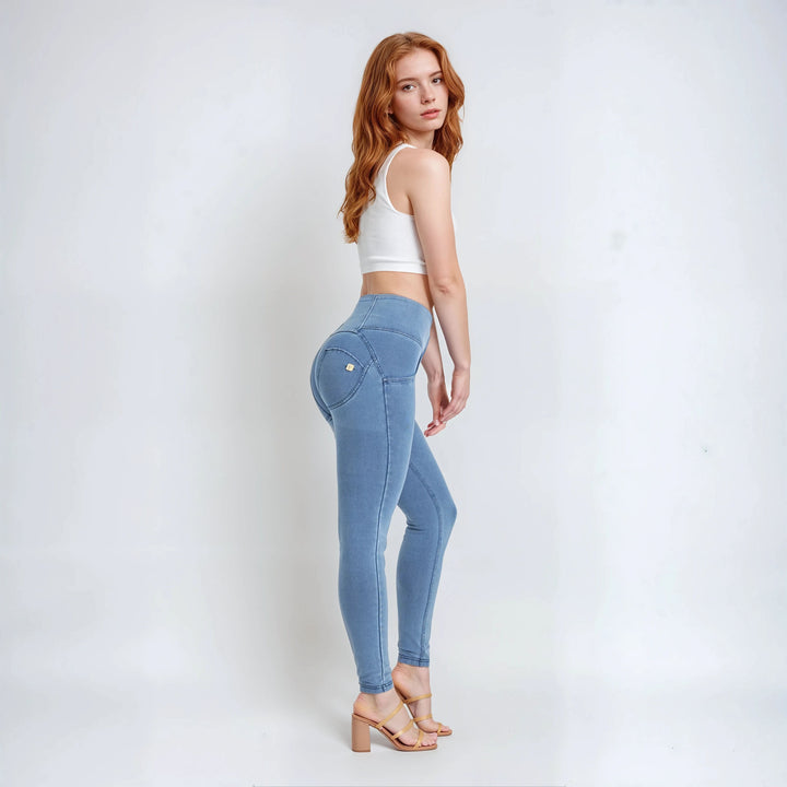 (WRUP2BHC002ORG-J4B) Denim Look WR.UP® met Hoge Taille en Knoopsluiting