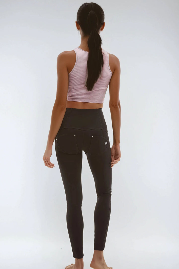 WRUPSNUG2BHC017-N Zwarte WR.UP High Waist met Knoopsluiting in Woven Denim