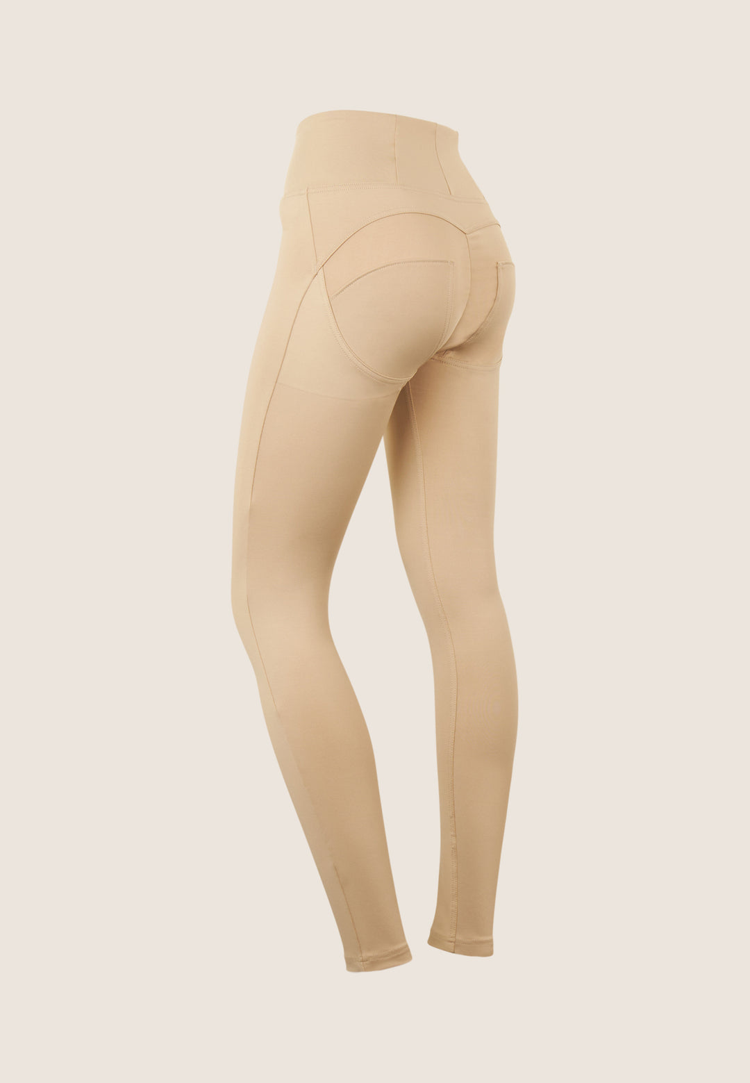 (WRUP2HC004REC-Z80)  Beige WR.UP® met een Hoge Taille in Shiny D.I.W.O.