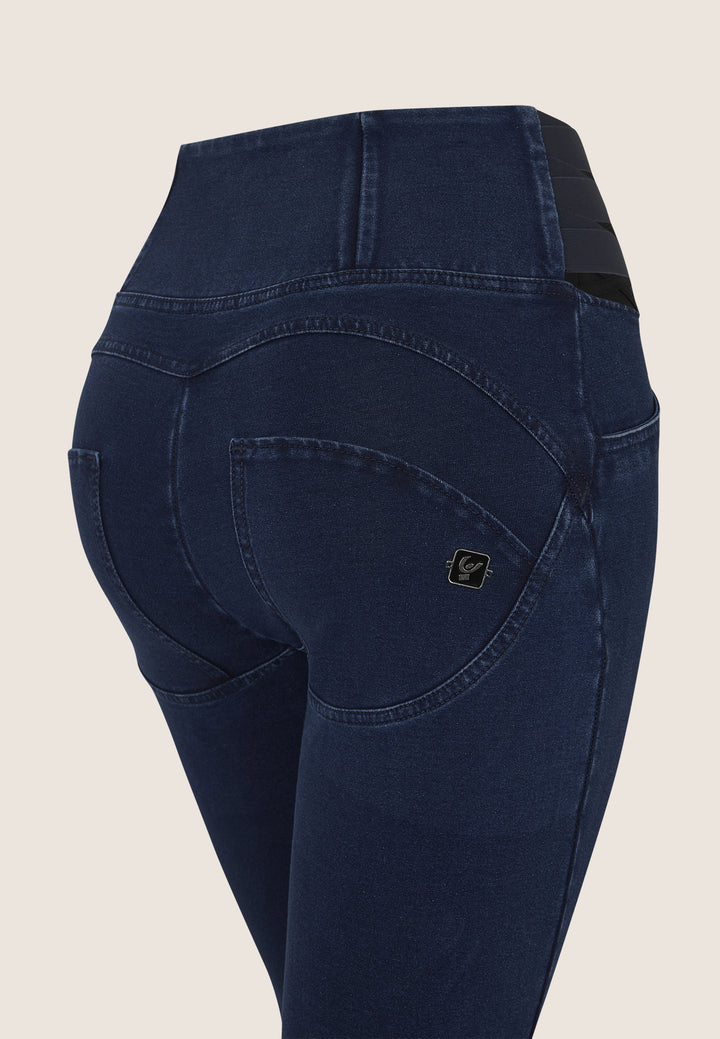 (WRUP2HS2512-J0B) High Waist WR.UP® with Cut-Out Hip Details