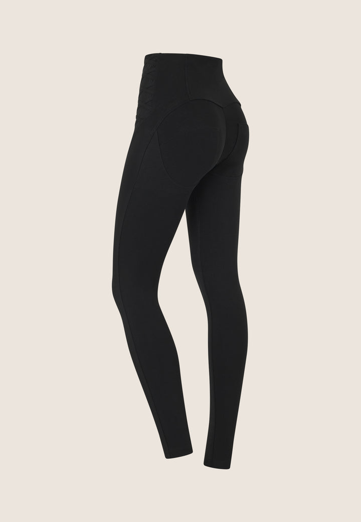 (WRUP2HS2519-N) High Waist WR.UP® with Stylisch Details on the Hips