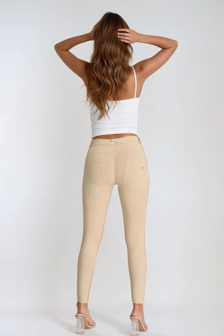 (WRUP2RC001ORG-Z80) Skinny Basic WR.UP® met een Regular Waist in Zacht Katoen