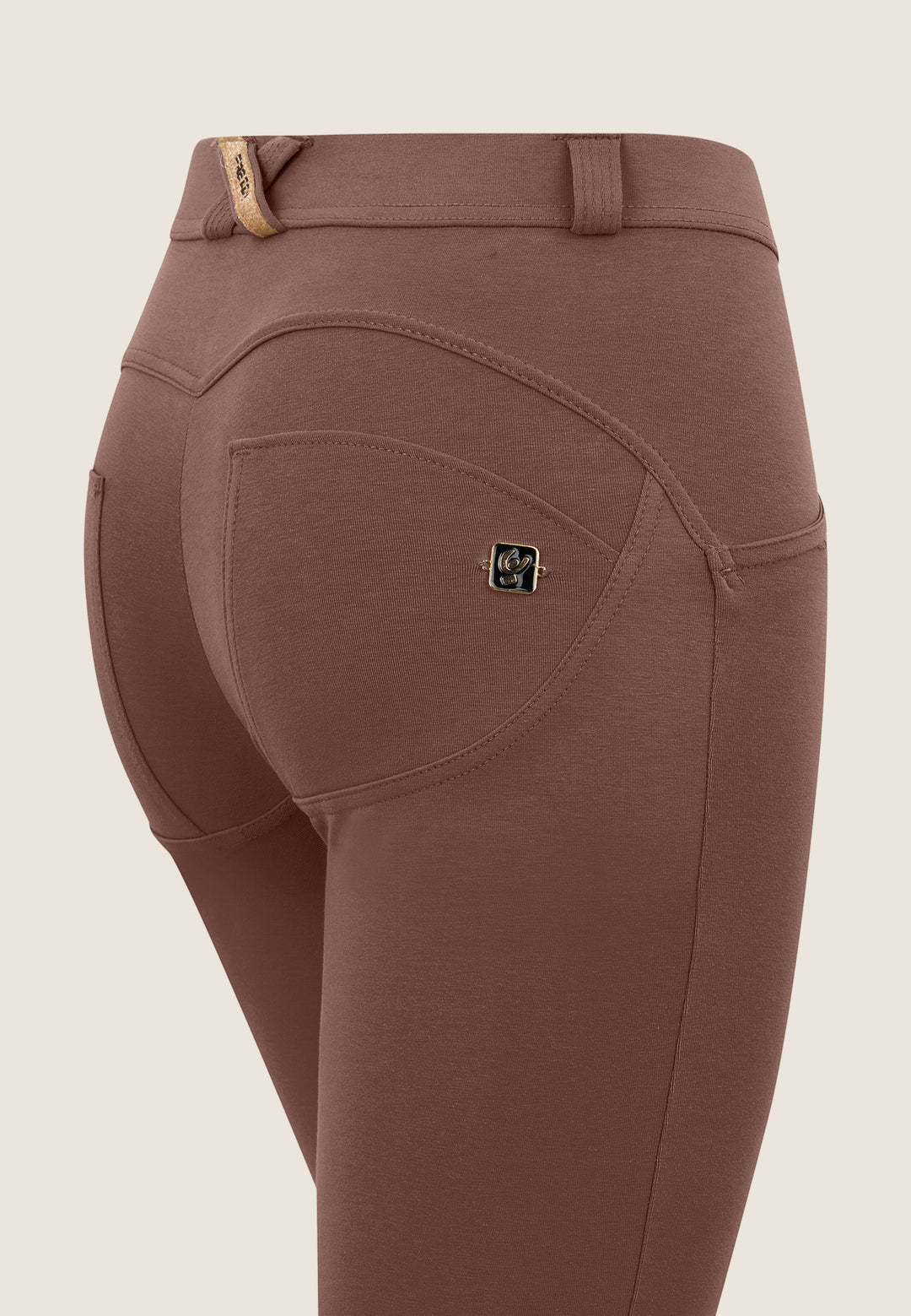 (WRUP47RF429-M39) Subtle Flared WR.UP® in Zacht Katoen