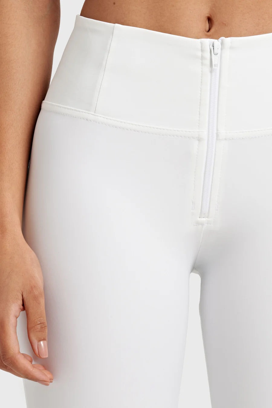 (WRUP4HC006PREC-W) Leather Look WR.UP® met Hoge Taille in Enkel Lengte