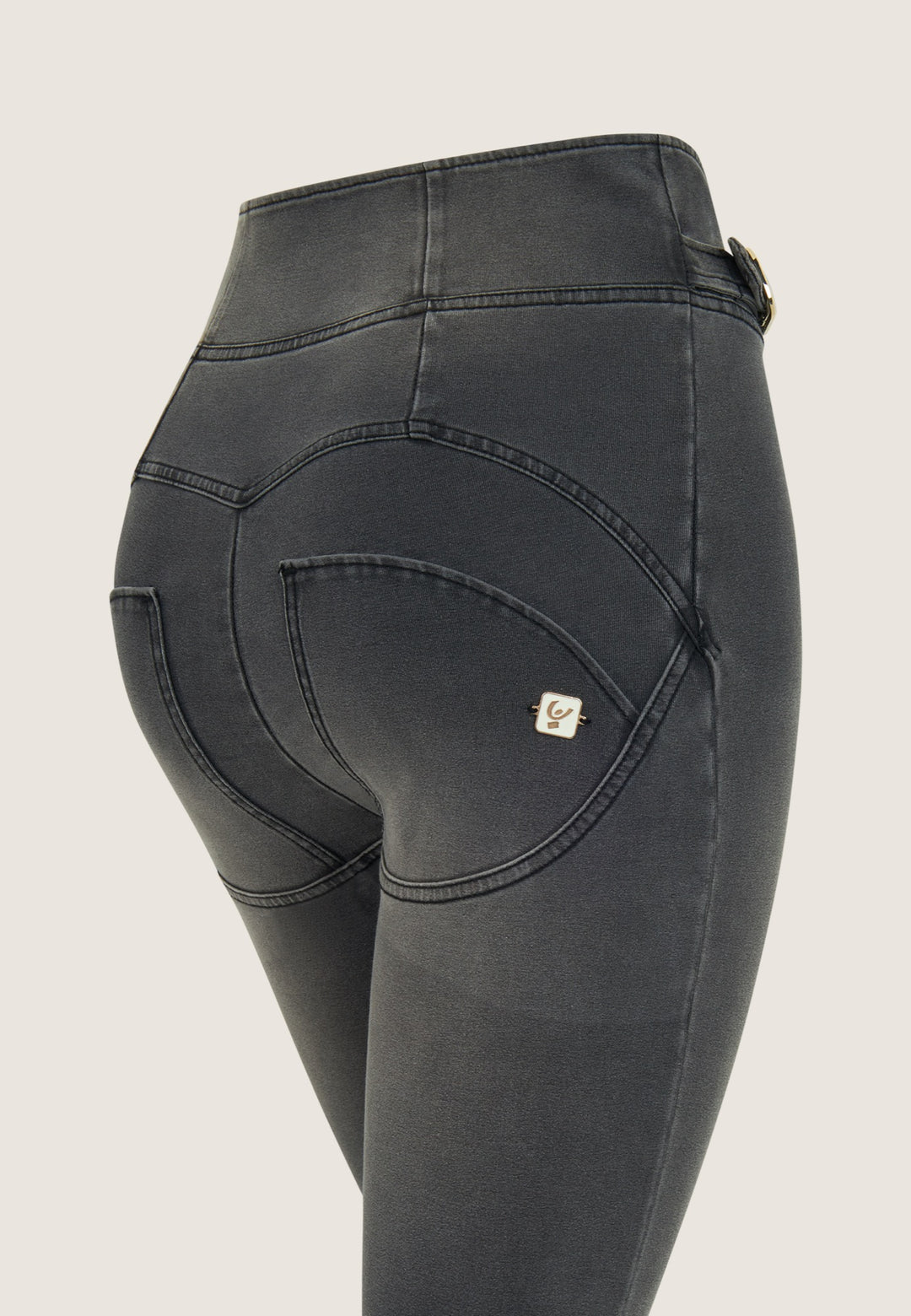 (WRUP4HF468-J125N High Waist WR.UP® met Zijsluiting en Riempje in de Zij ♥