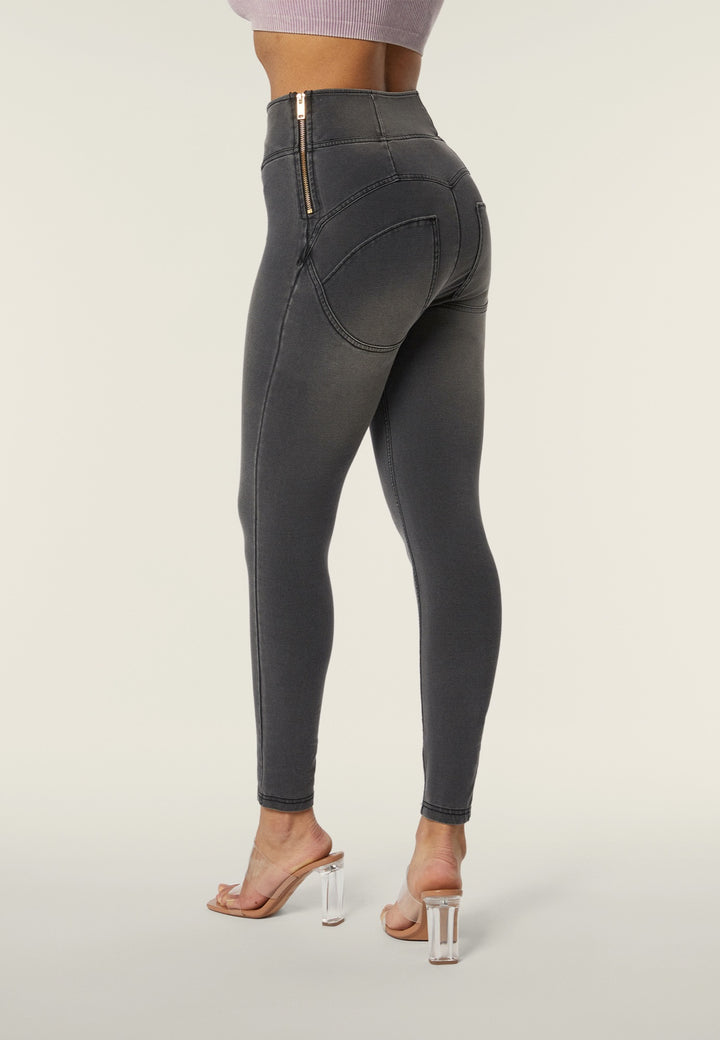 (WRUP4HF468-J125N High Waist WR.UP® met Zijsluiting en Riempje in de Zij ♥