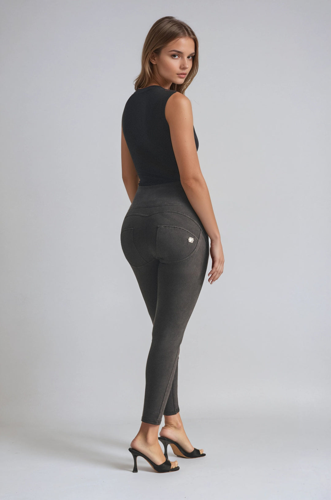 (WRUP4HS2515-N) High Waist WR.UP® Broek met Stylisch Stitches