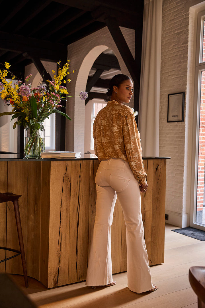 (WRUPSNUG29SHF324-I42) Woven Denim Flared WR.UP® Jeans met Hoge Taille