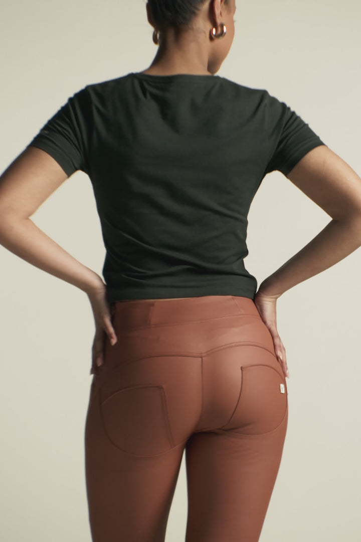 (WRUP2HS2530-M110) Faux Leather WR.UP® met Cross-over Waistband ♥