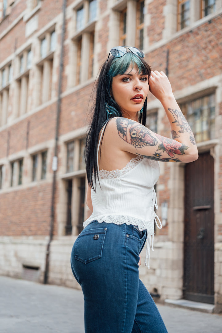 (BLACK11HS202-J0B) Freddy Fit Jeans met een Wijd Uitlopende Pijp en een Hoge Taille