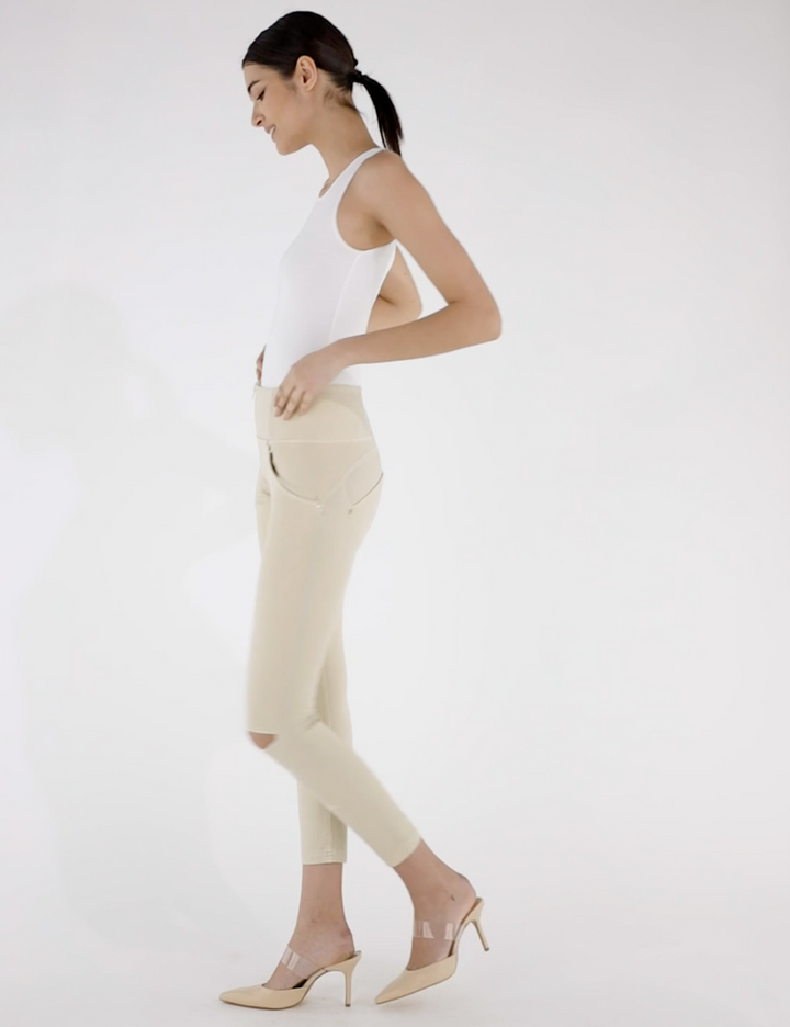 (WRUPSNUG1HS249-Z106) WR.UP® Ripped, Superskinny Beige Trousers With High Waist