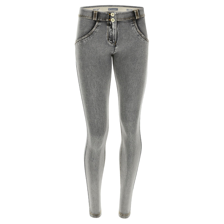 (WRUP2RC002-J3Y)  Grijze WR.UP® Regular Waist in Denim Look