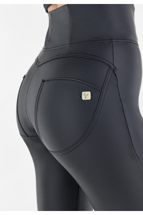 (WRUP1HC006PNS-N) Curvy Leather Look WR.UP® met Hoge Taille en Rits Sluiting