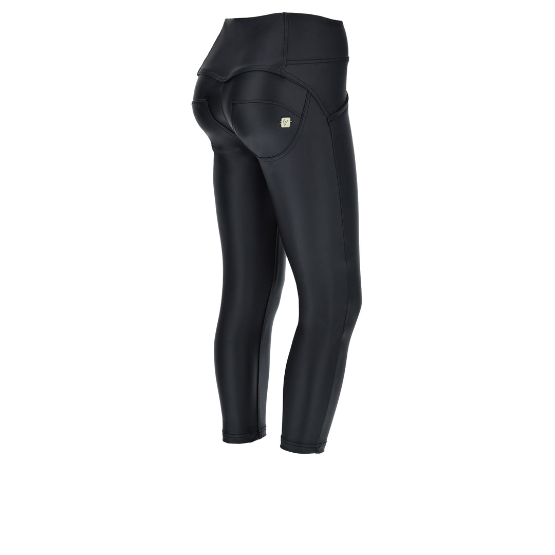 (WRUP4MC006PREC-N) Leather Look Mid Waist WR.UP® in Enkel Lengte met Knoop Sluiting