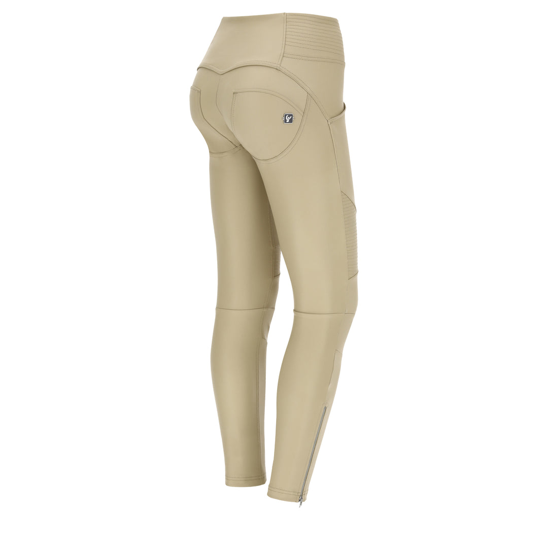 WRUP4MF213-Z109 Beige Leather Look WR.UP® Enkel Lengte en Stoere Biker Look