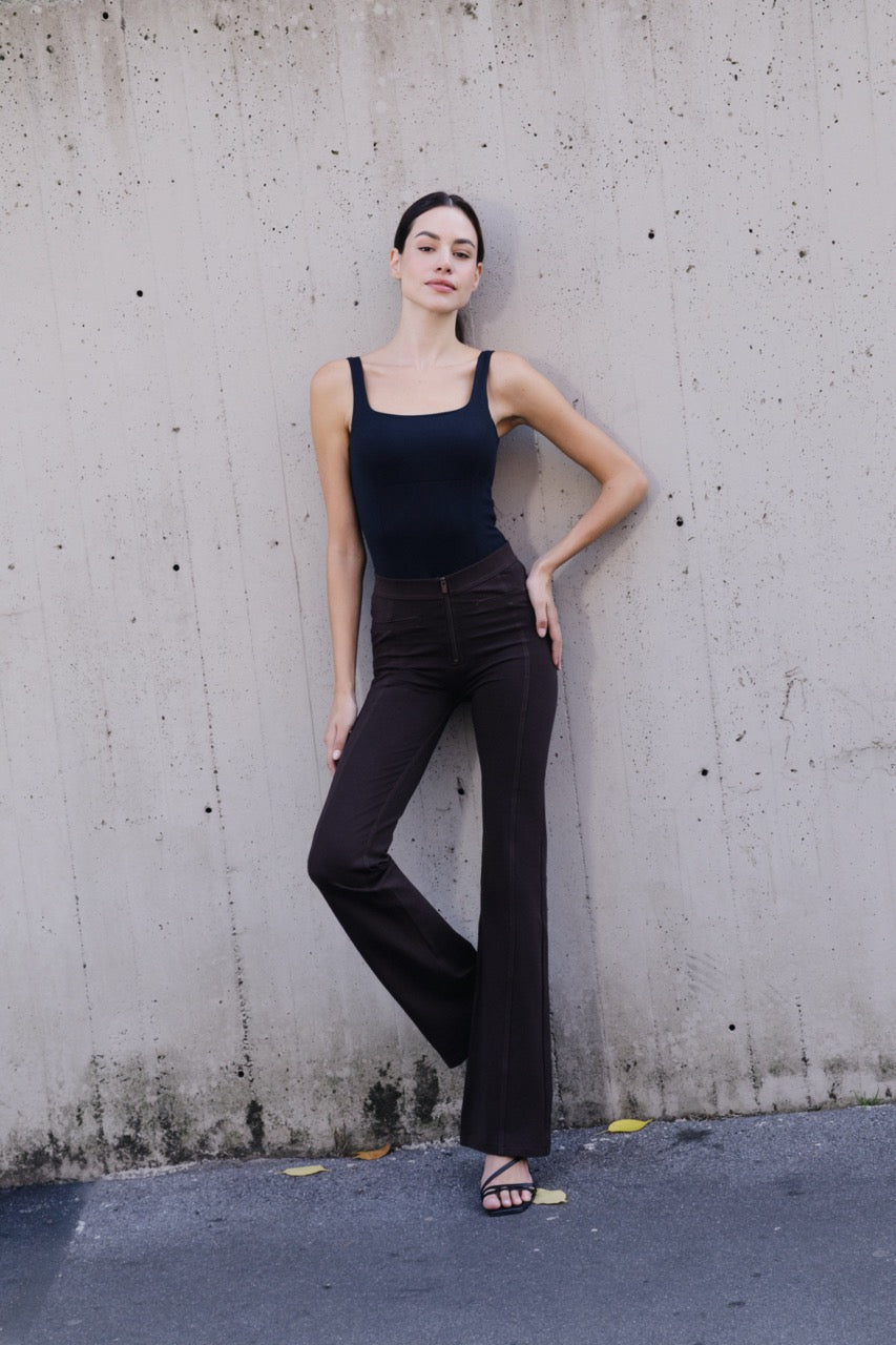 (WRUP11RMF2521-M113) Organic Cotton Heavy Jersey stretch Flare Fit Brown pant