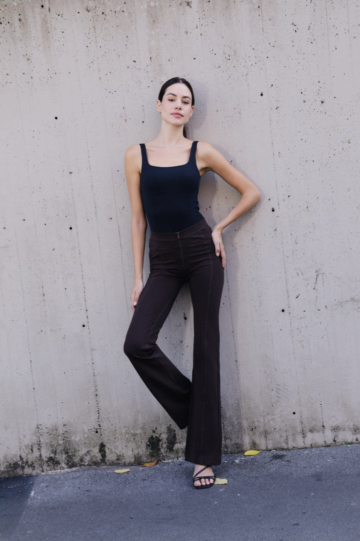 (WRUP11RMF2521-M113) Organic Cotton Heavy Jersey stretch Flare Fit Brown pant