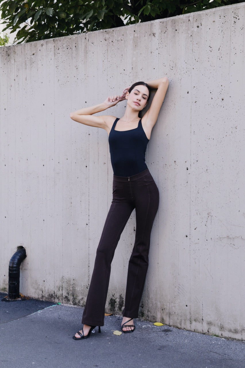 (WRUP11RMF2521-M113) Organic Cotton Heavy Jersey stretch Flare Fit Brown pant