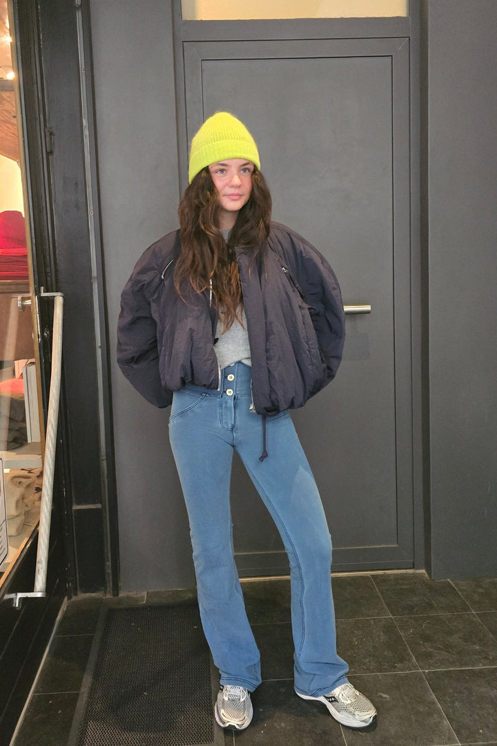 (WRUP11BHC002ORG-J4B) Blauwe WR.UP® Flared Jeans met een Hoge Taille en Knoopsluiting