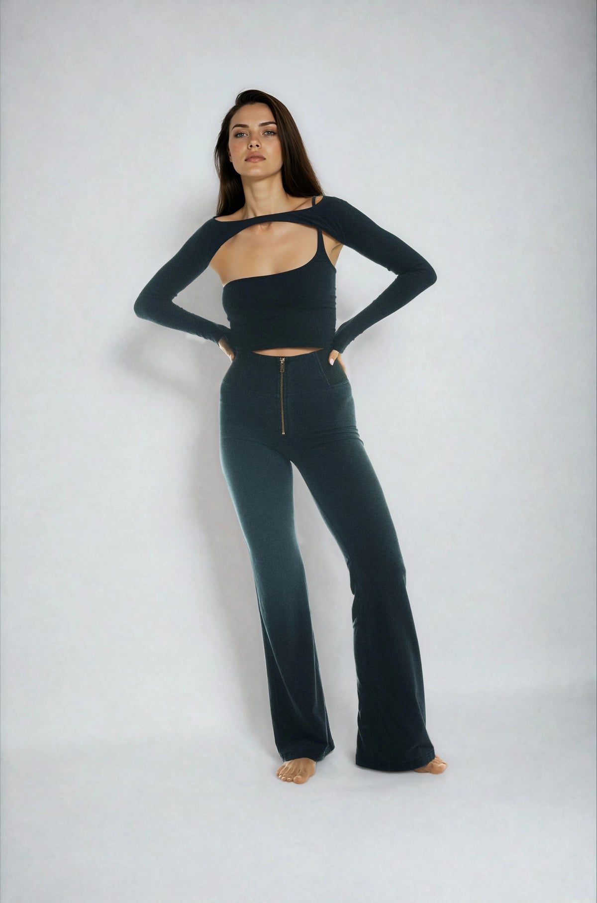 (WRUP29SHS443-J7N) Jean évasé WR.UP® taille très haute avec ceinture en Tencel doux agrandi