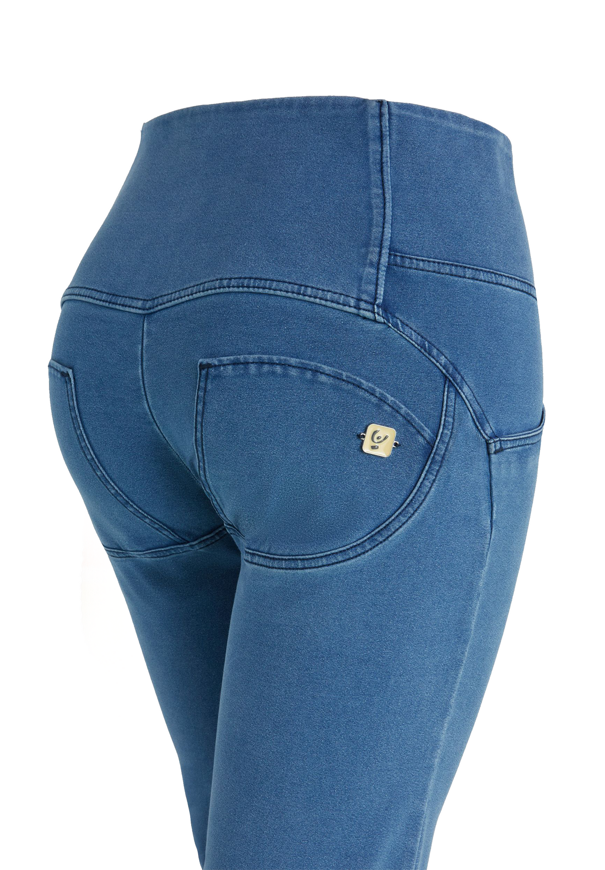 (WRUP11BHC002ORG-J4B) Jean évasé bleu WR.UP® avec une haute taille et un bouton de serrage agrandi