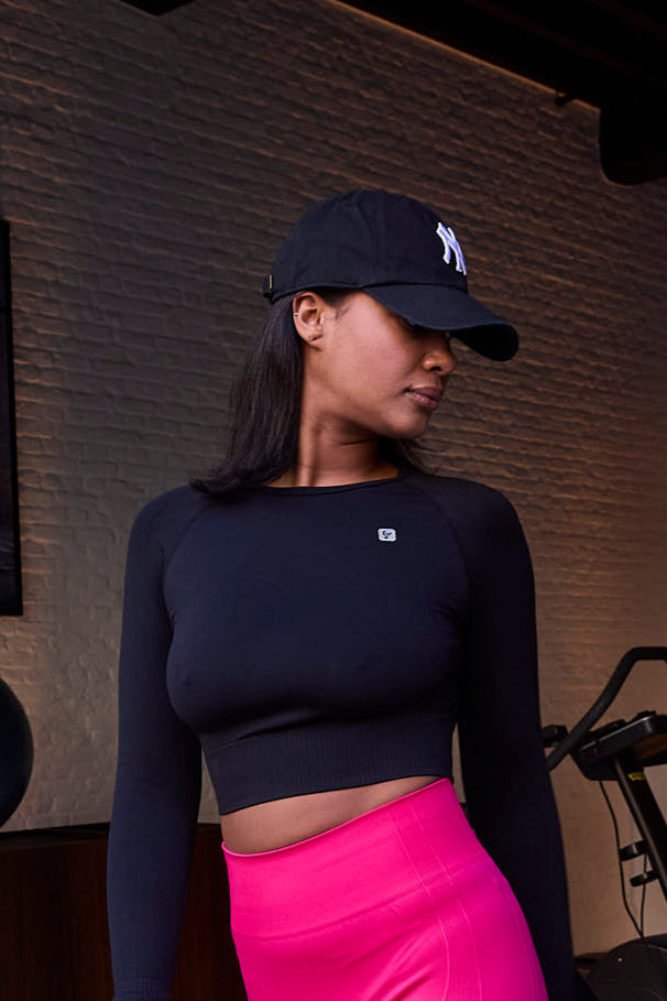 (F3WSFT3-N) Seamless Cropped Top with Long Sleeves