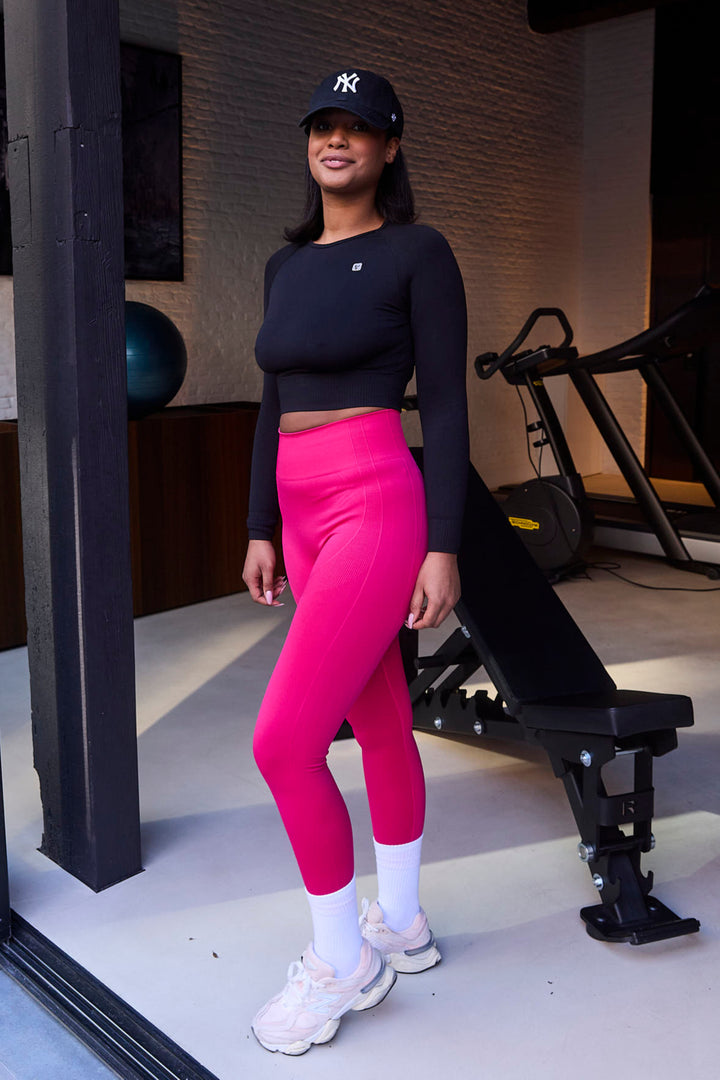 (F3WSFT3-N) Seamless Cropped Top with Long Sleeves