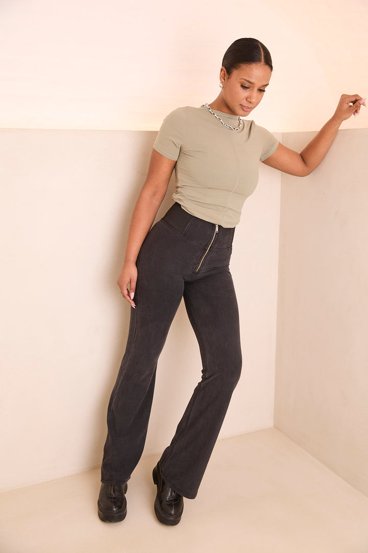 (WRUP29SHS443-J7N) Super High Waist WR.UP® Flared Jeans with Waistband in Soft Tencel