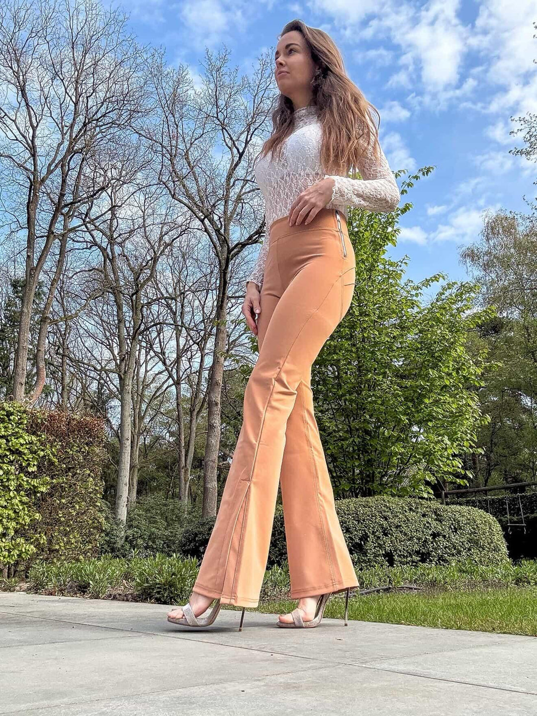 (WRUP11SHS435-M44) Flare Satin Look Leather Look Hoge Taille WR.UP® met Wijde Pijp en Split aan de Enkel