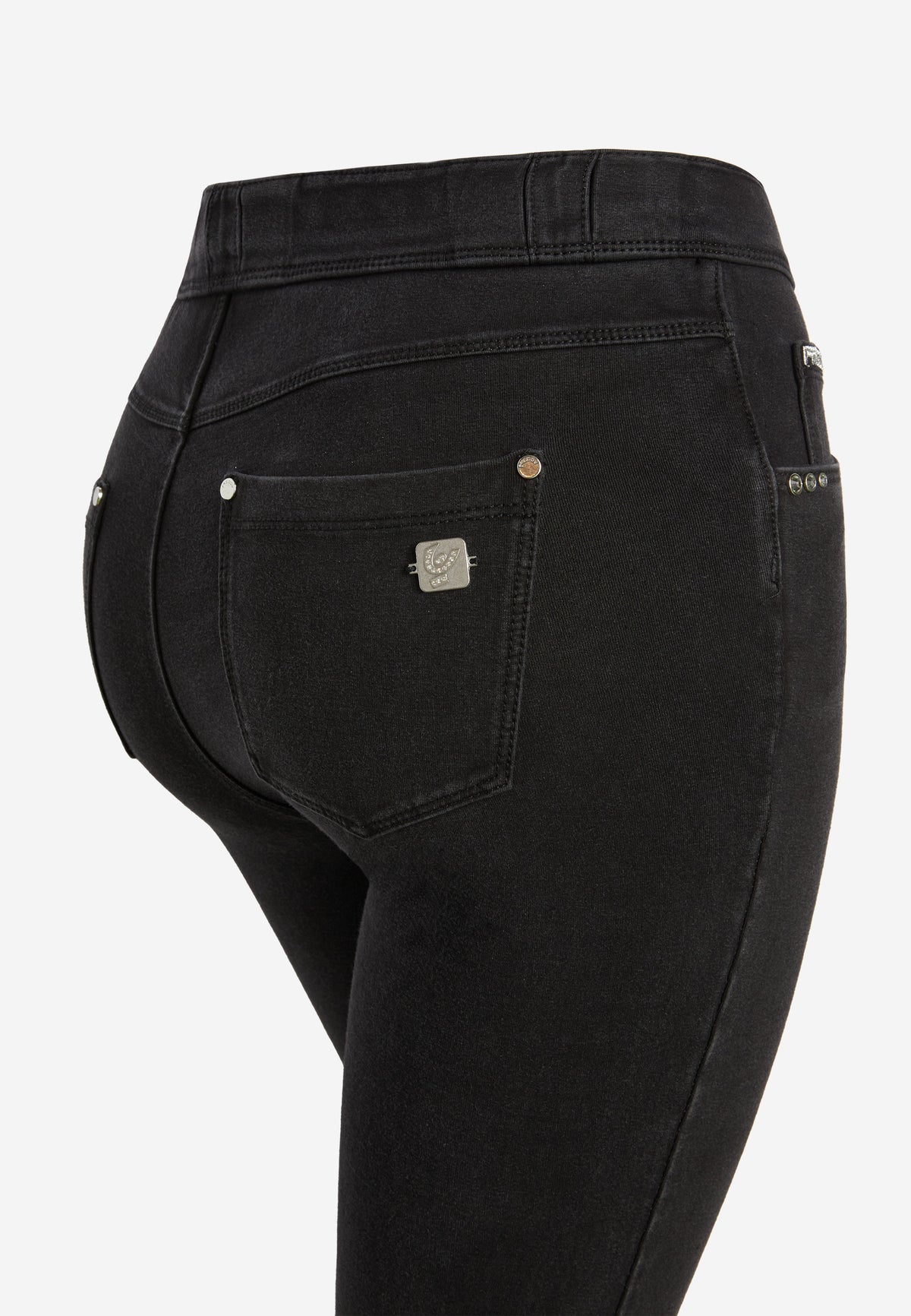(NOW1MC002ORG-J7N) N.O.W.® Mid Waist Jeans met Knoopsluiting enlarged