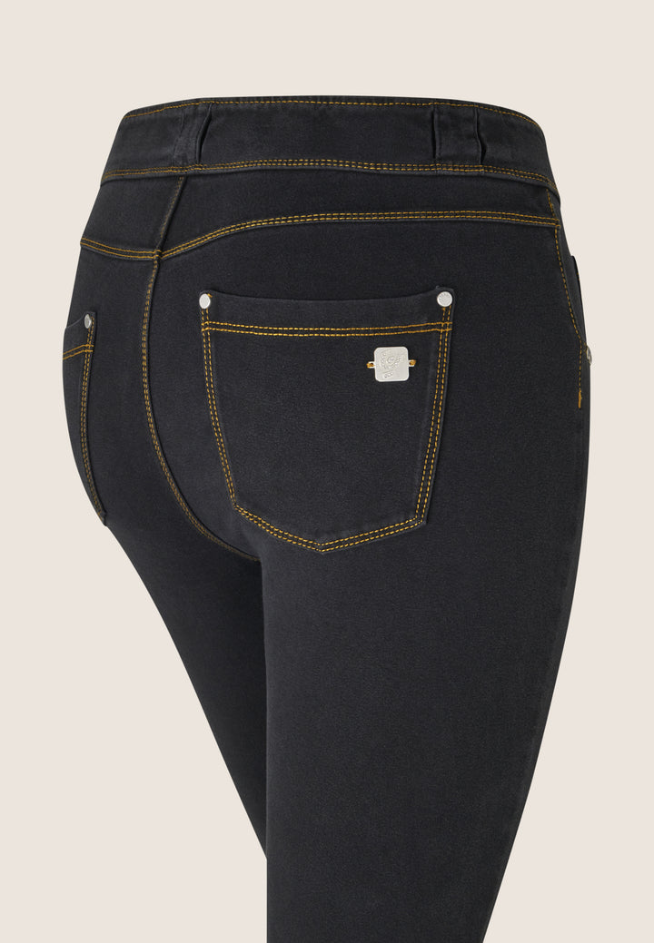 (NOW1MC002-J7Y) N.O.W.® PANTS Mid Waist Jeans met Knoopsluiting