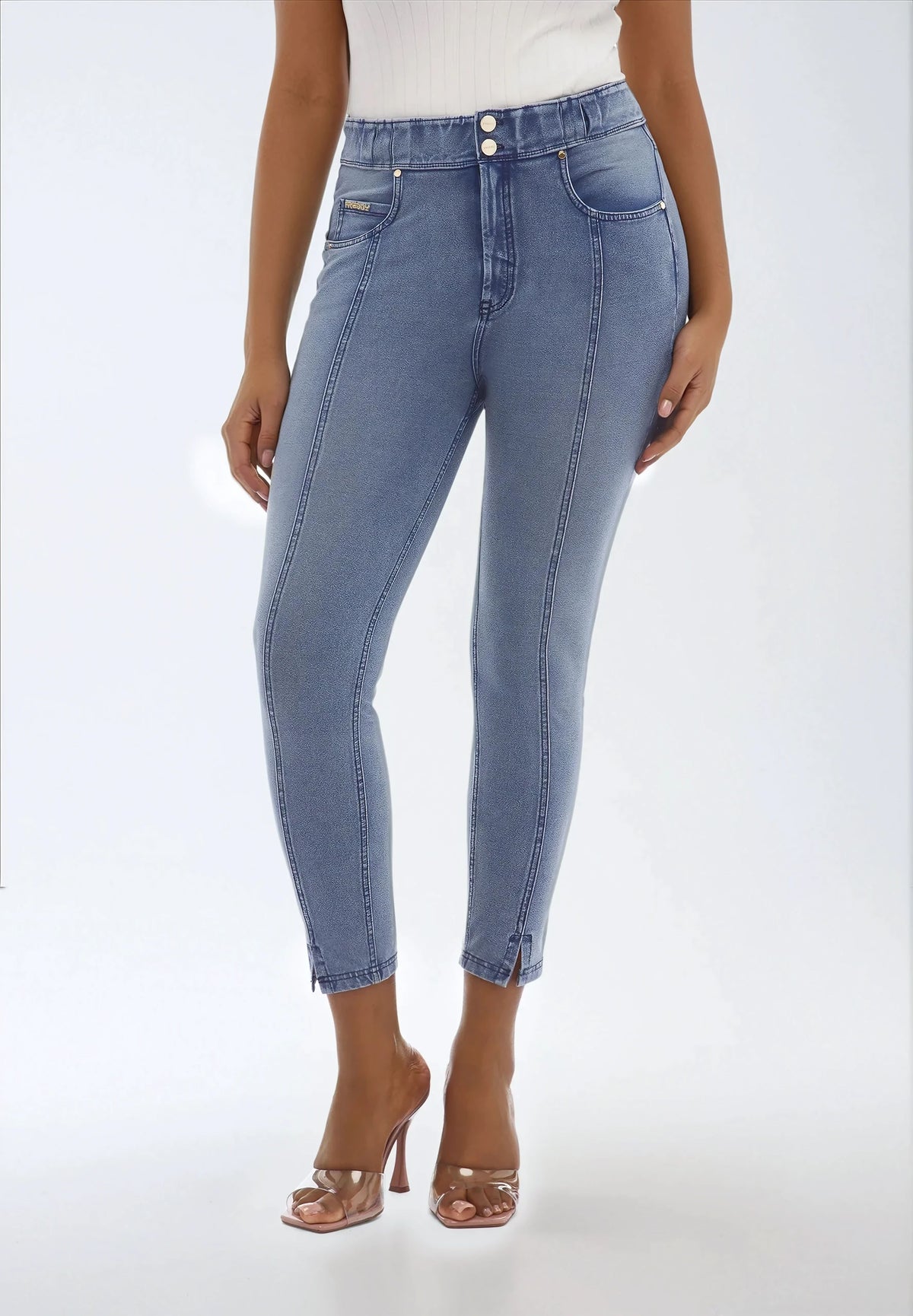 (NOW4HS404ORG-J108B) Jean en denim biologique NOW® longueur cheville avec détails sur les jambes agrandi