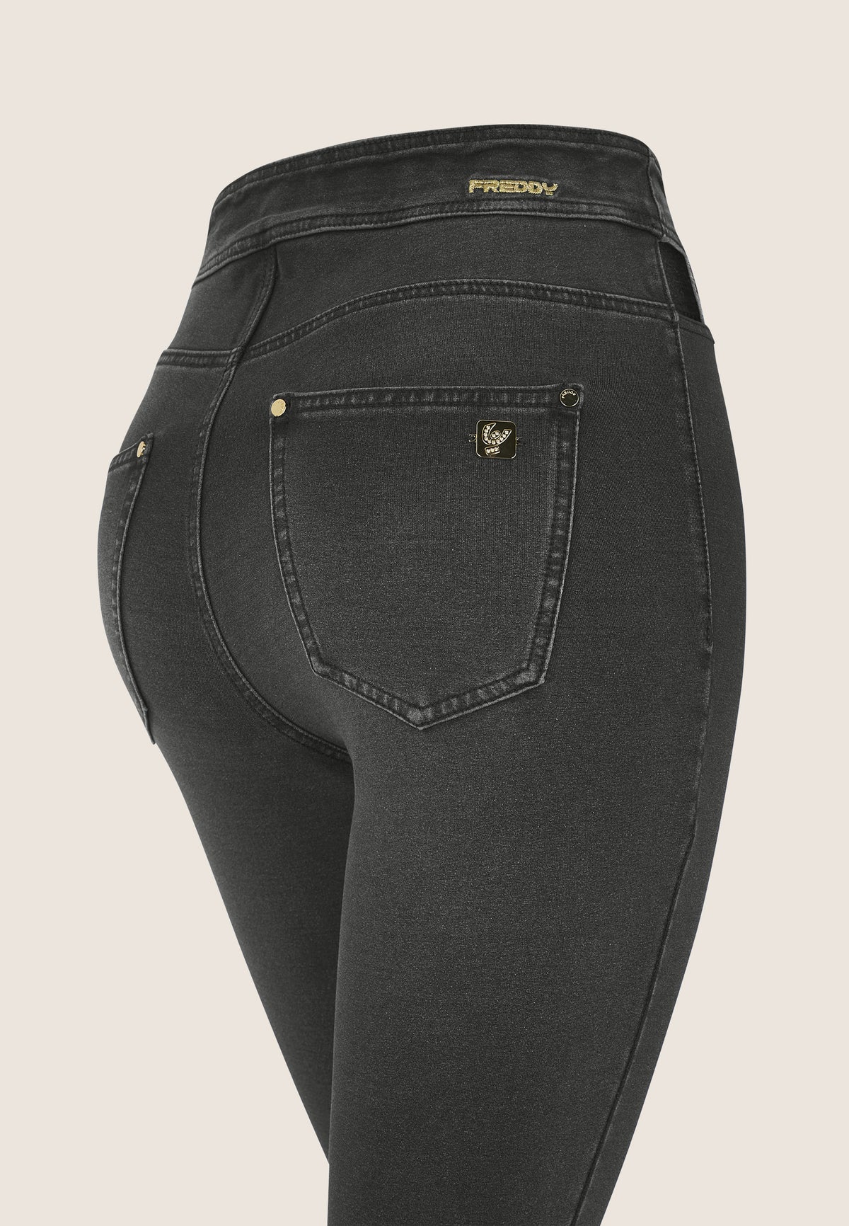 (NOWY4HS2502ORG-J7N) NOW® Denim avec détails découpés agrandi