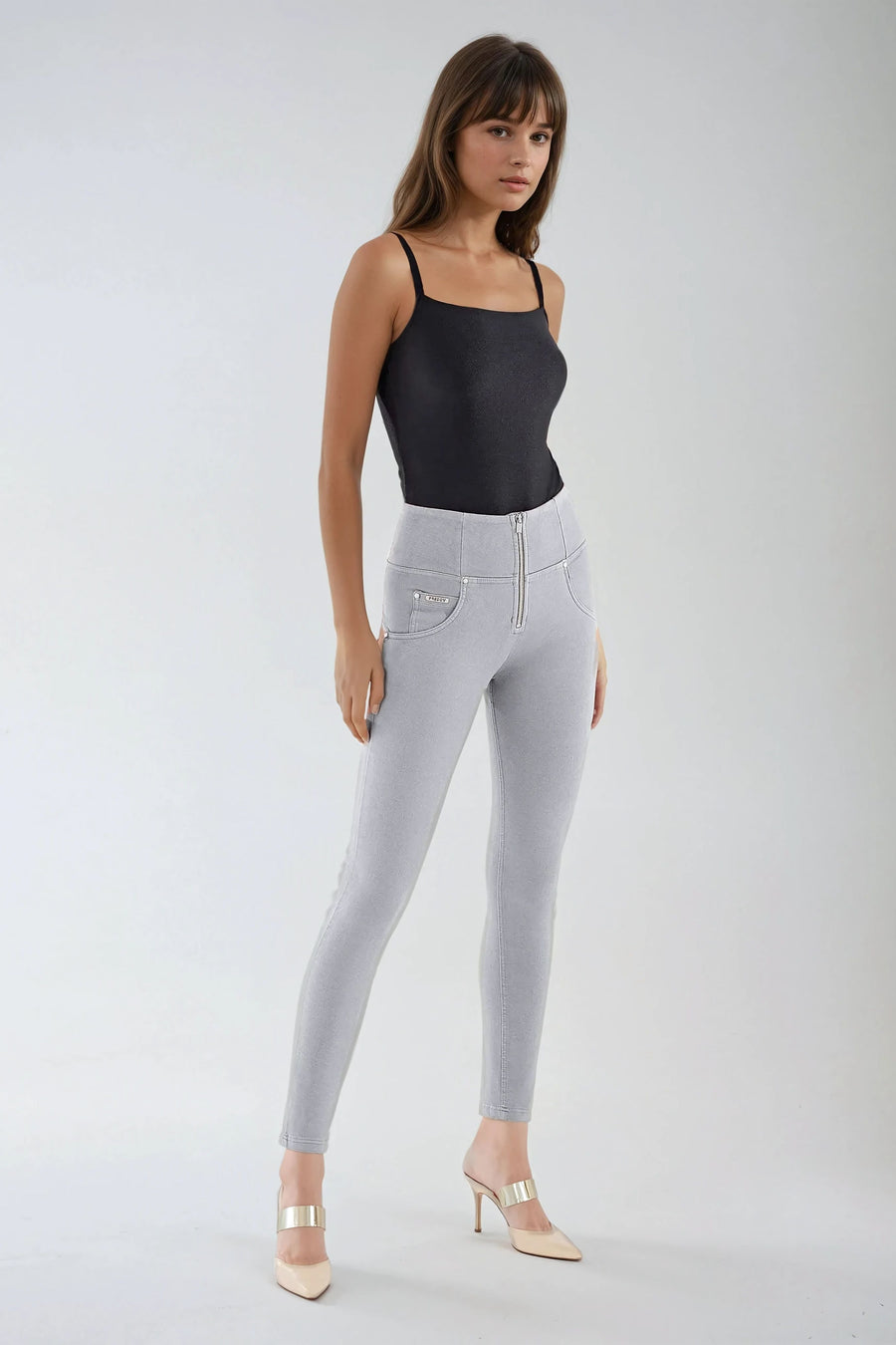 Jeans WR.UP® en denim tissé avec taille haute autre vue