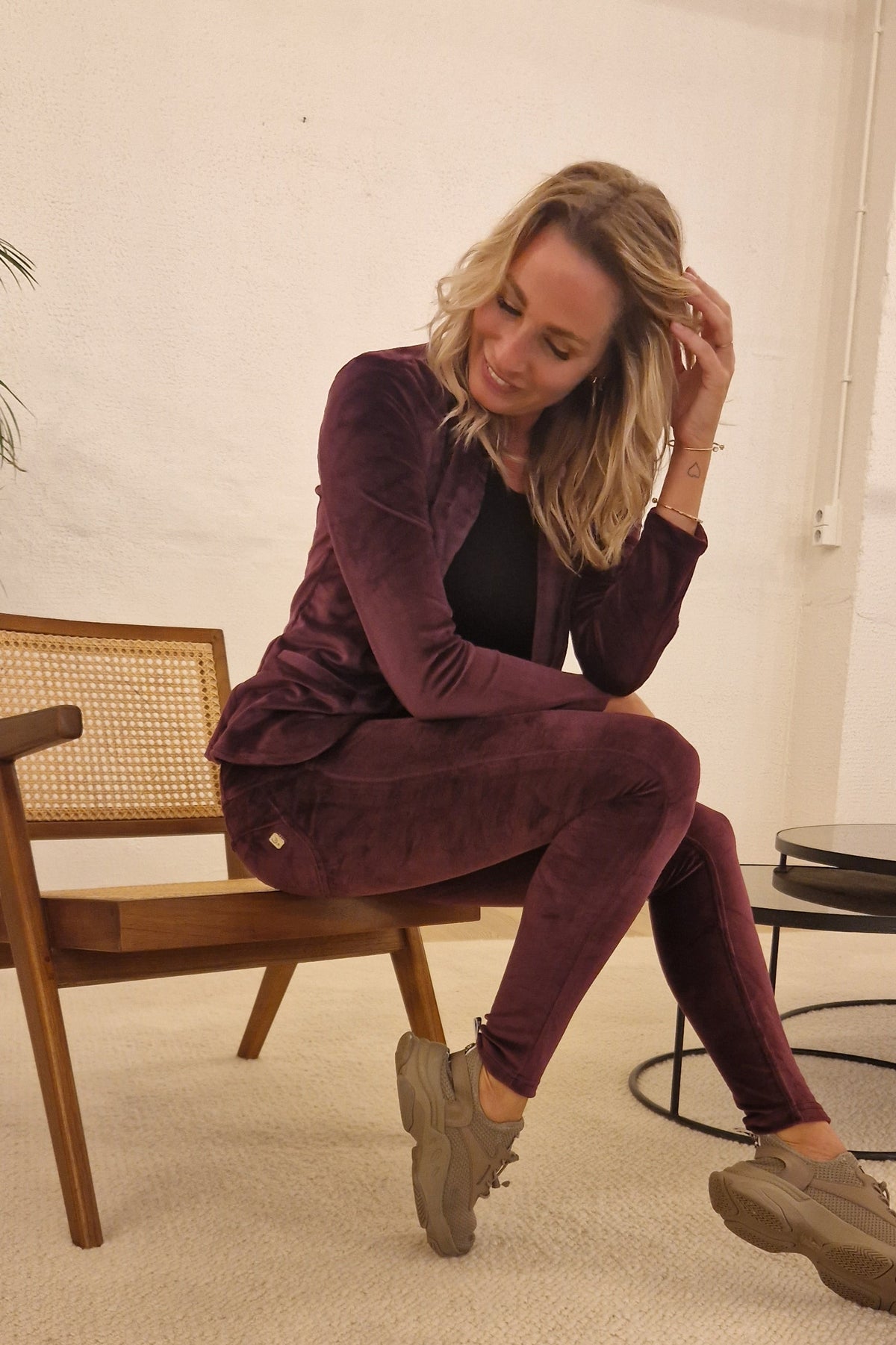 (S0WWTK3-E49) Ensemble de survêtement en velours violet WR.UP® comprenant un blazer et un pantalon en velours WR.UP®. 